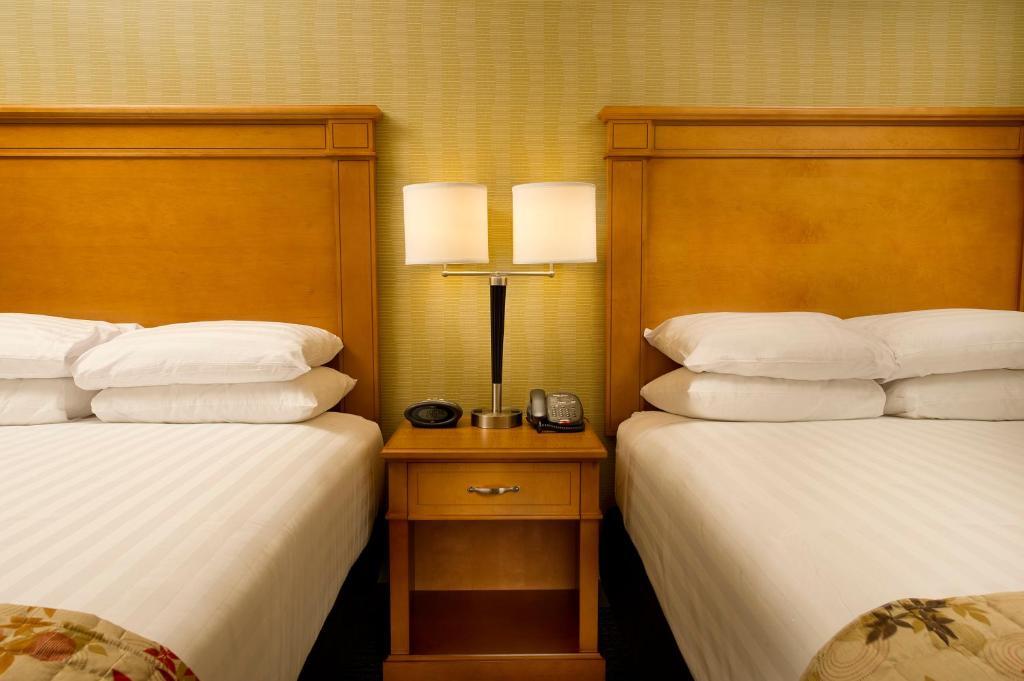 Pear Tree Inn Kansas City Overland Park Bilik gambar